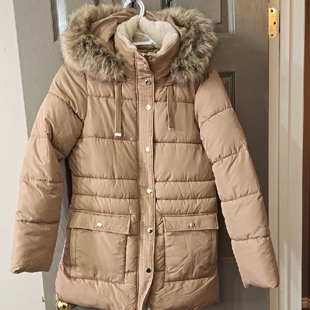 Women's Tan Puffer Jacket with Faux Fur Hood